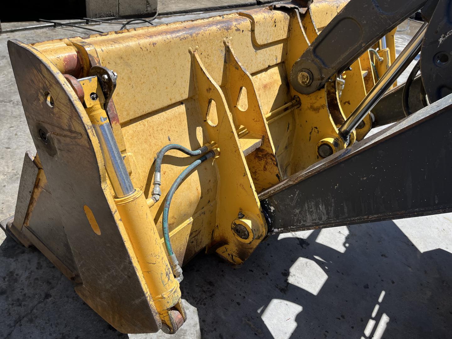 ./imagenes/INVOICE/2019/18265/RETRO JOHN DEERE 710K (14).JPG